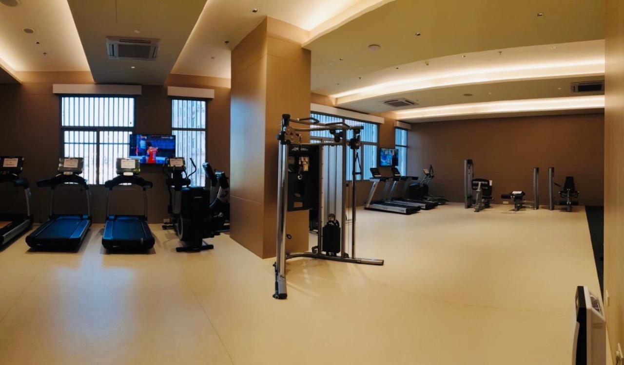 Zealax Hotel & Residence Yangon Luaran gambar