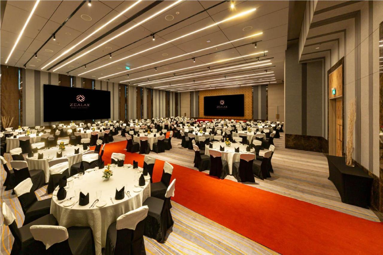 Zealax Hotel & Residence Yangon Luaran gambar